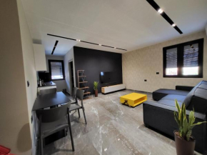 La Mirage Apartment 05